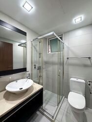 1 Canberra (D27), Condominium #554540411